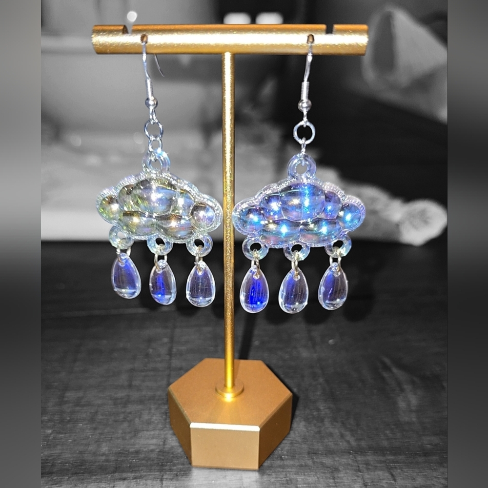 3D Clear Iridescent Rainy Cloud Earrings 🌧️